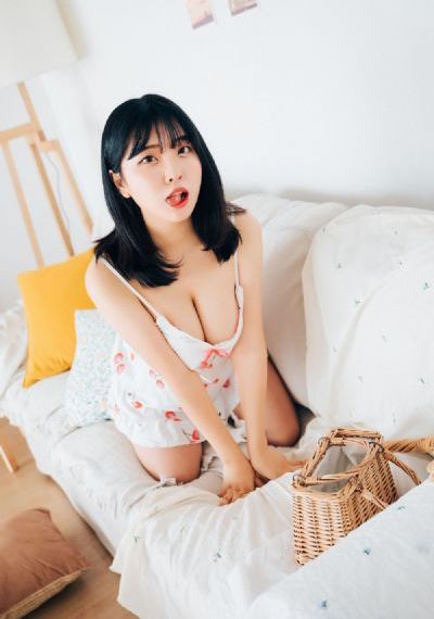 年轻的女教师3_国产剧免费观看最新